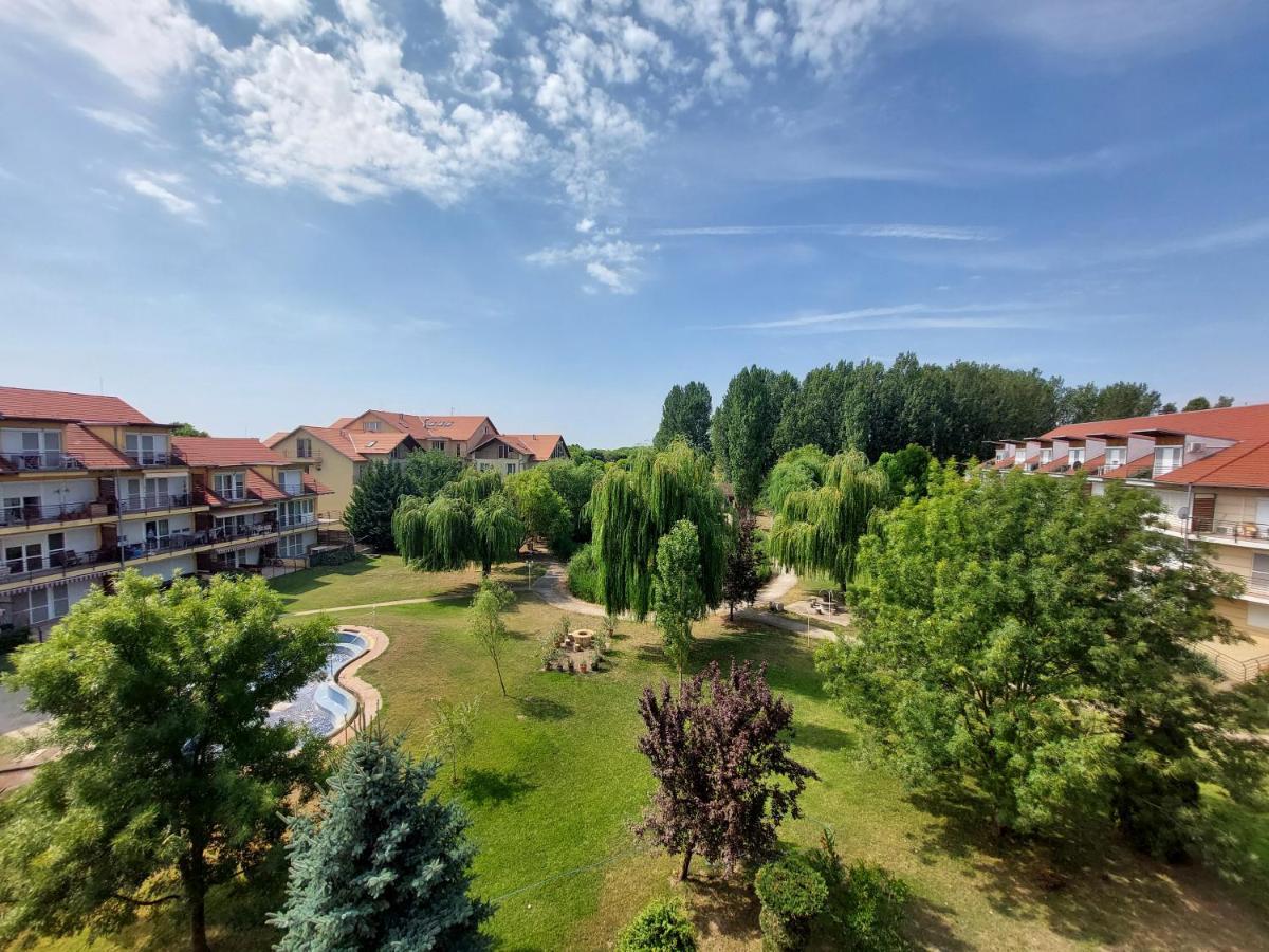 Cserke Napfeny Apartman Черкесёлё Экстерьер фото