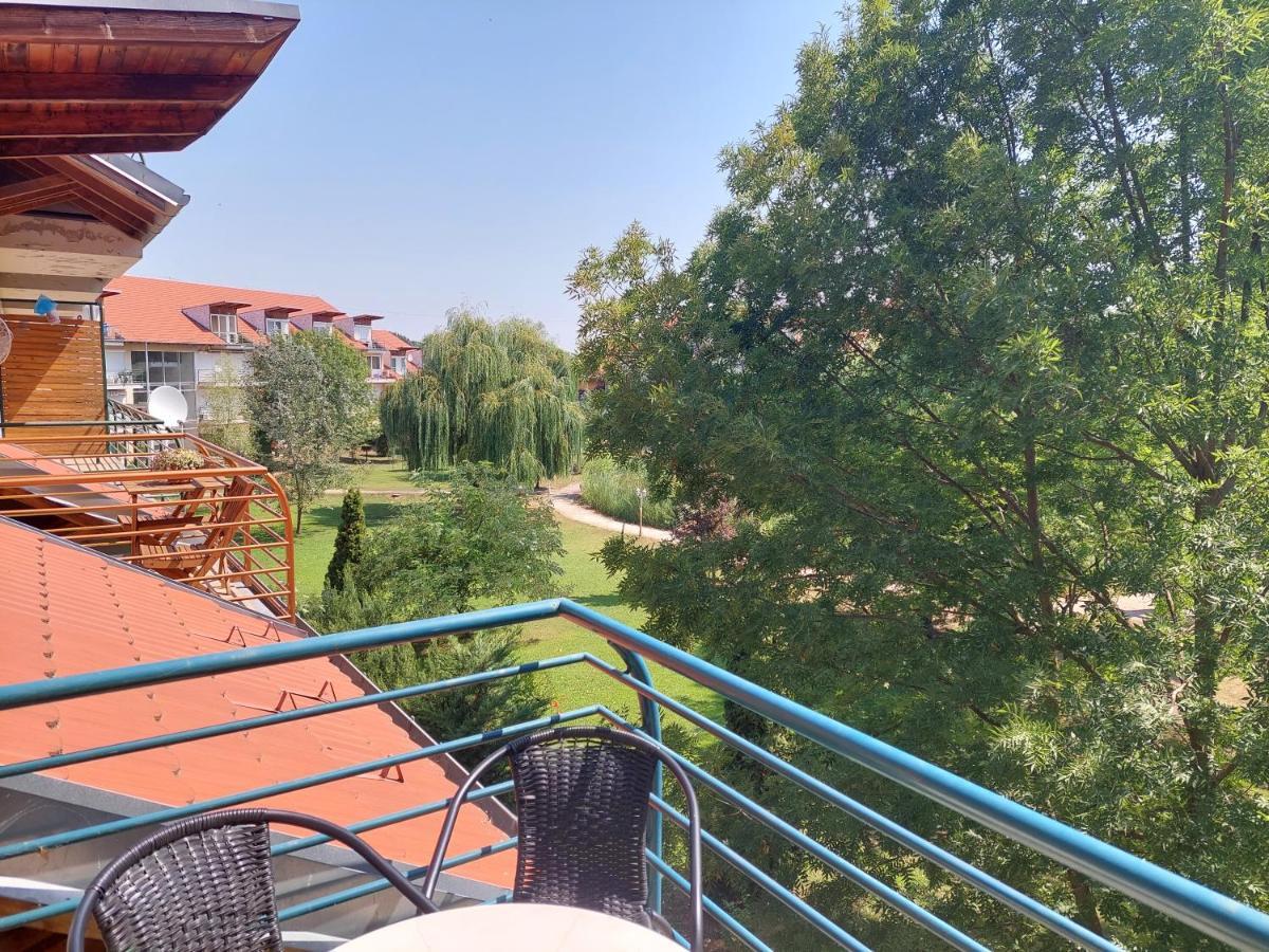 Cserke Napfeny Apartman Черкесёлё Экстерьер фото