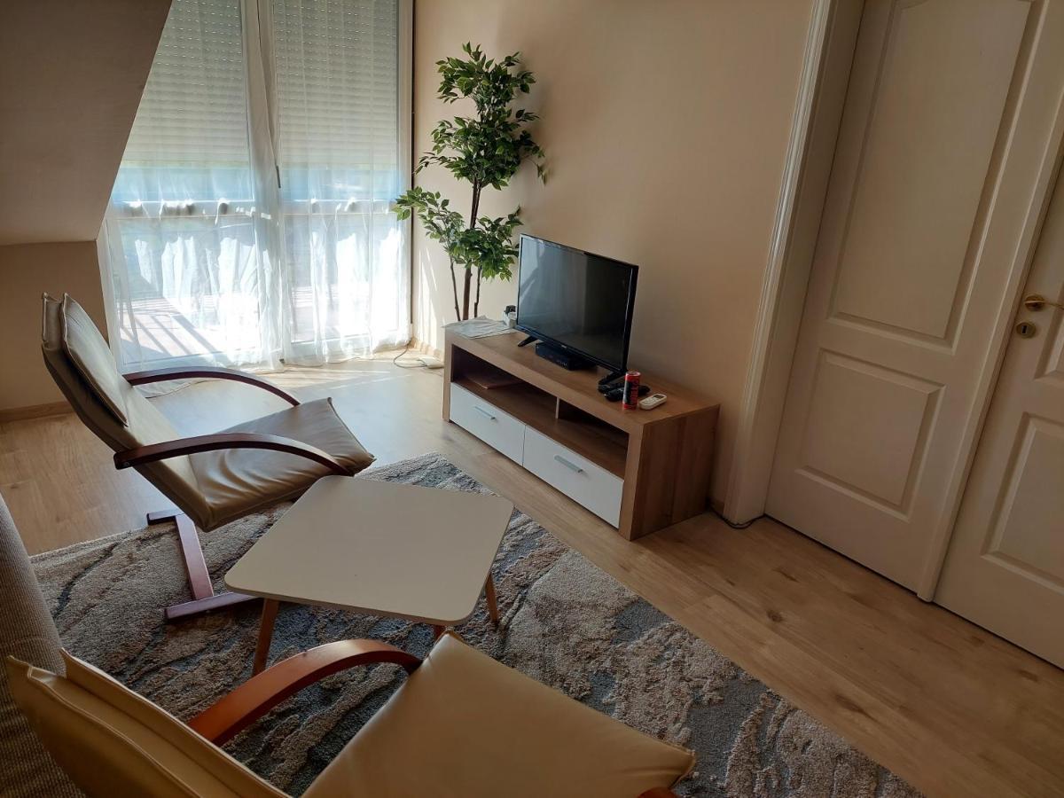 Cserke Napfeny Apartman Черкесёлё Экстерьер фото